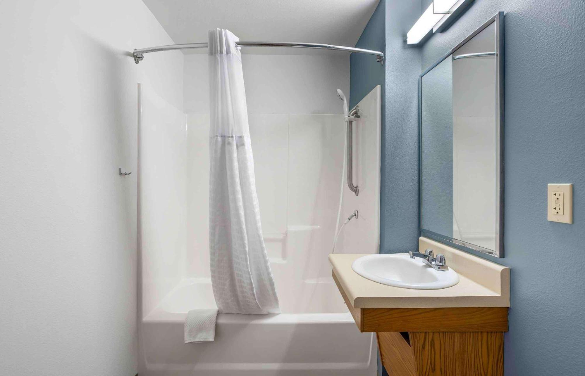 Extended Stay America Select Suites - Wichita - Airport Ngoại thất bức ảnh