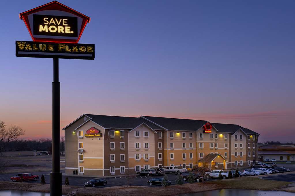Extended Stay America Select Suites - Wichita - Airport Ngoại thất bức ảnh