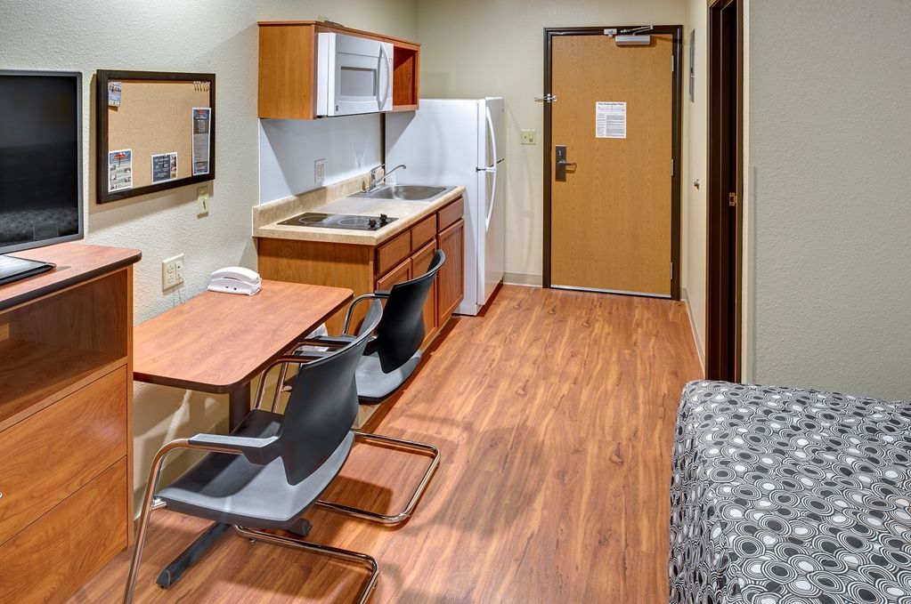 Extended Stay America Select Suites - Wichita - Airport Phòng bức ảnh