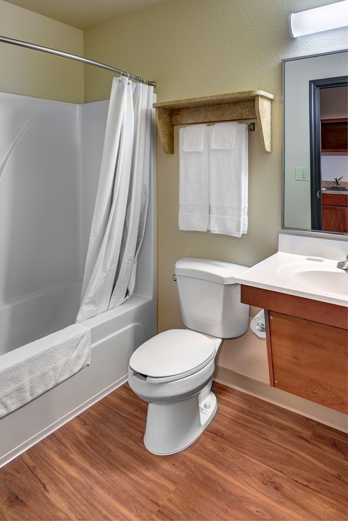 Extended Stay America Select Suites - Wichita - Airport Phòng bức ảnh