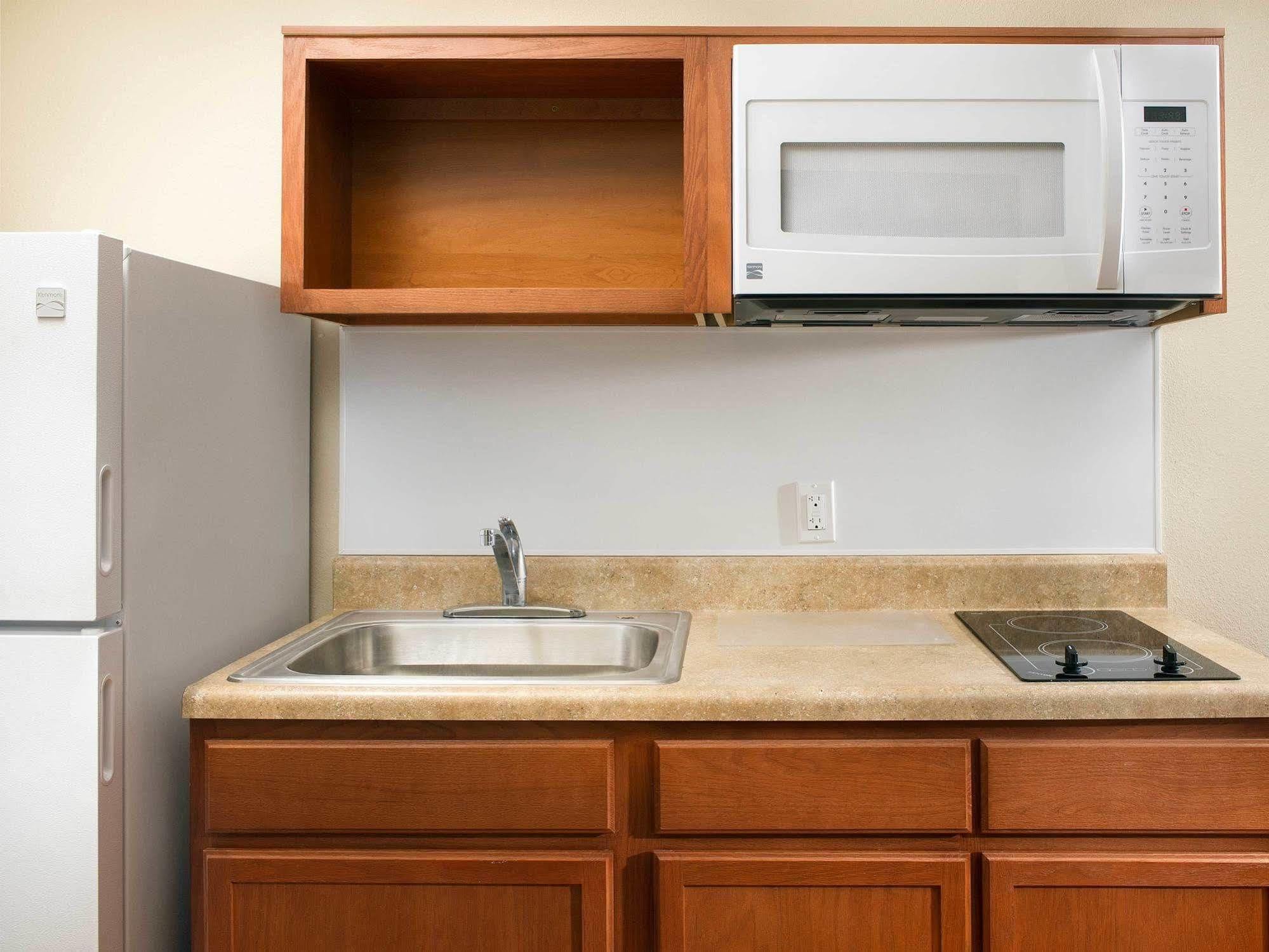 Extended Stay America Select Suites - Wichita - Airport Ngoại thất bức ảnh